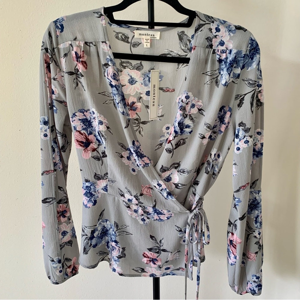 NWT Monteau Los Angeles Floral Wrap Top Size L